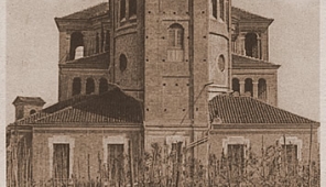 La chiesa Sant'Andrea in una vecchia cartolina. Notare che il campanile non era 